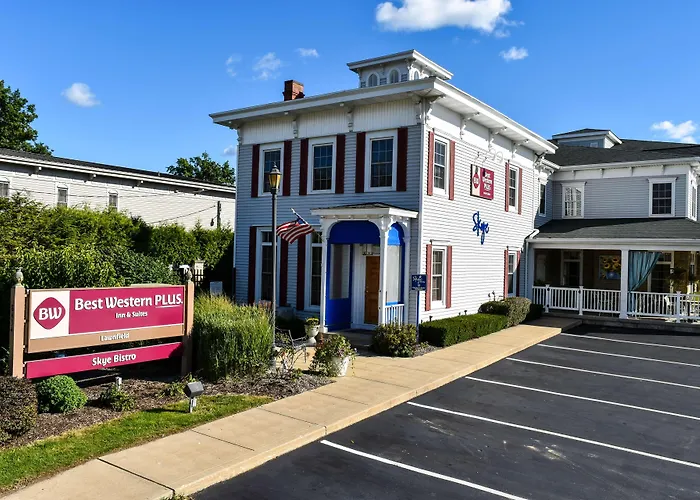 Best Western Plus Lawnfield Inn&Suites